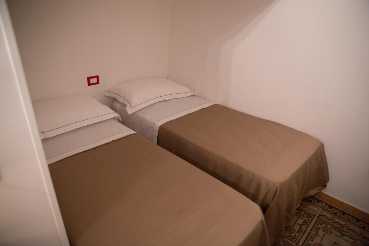 Oltremare Appartamenti Trapani Bagian luar foto