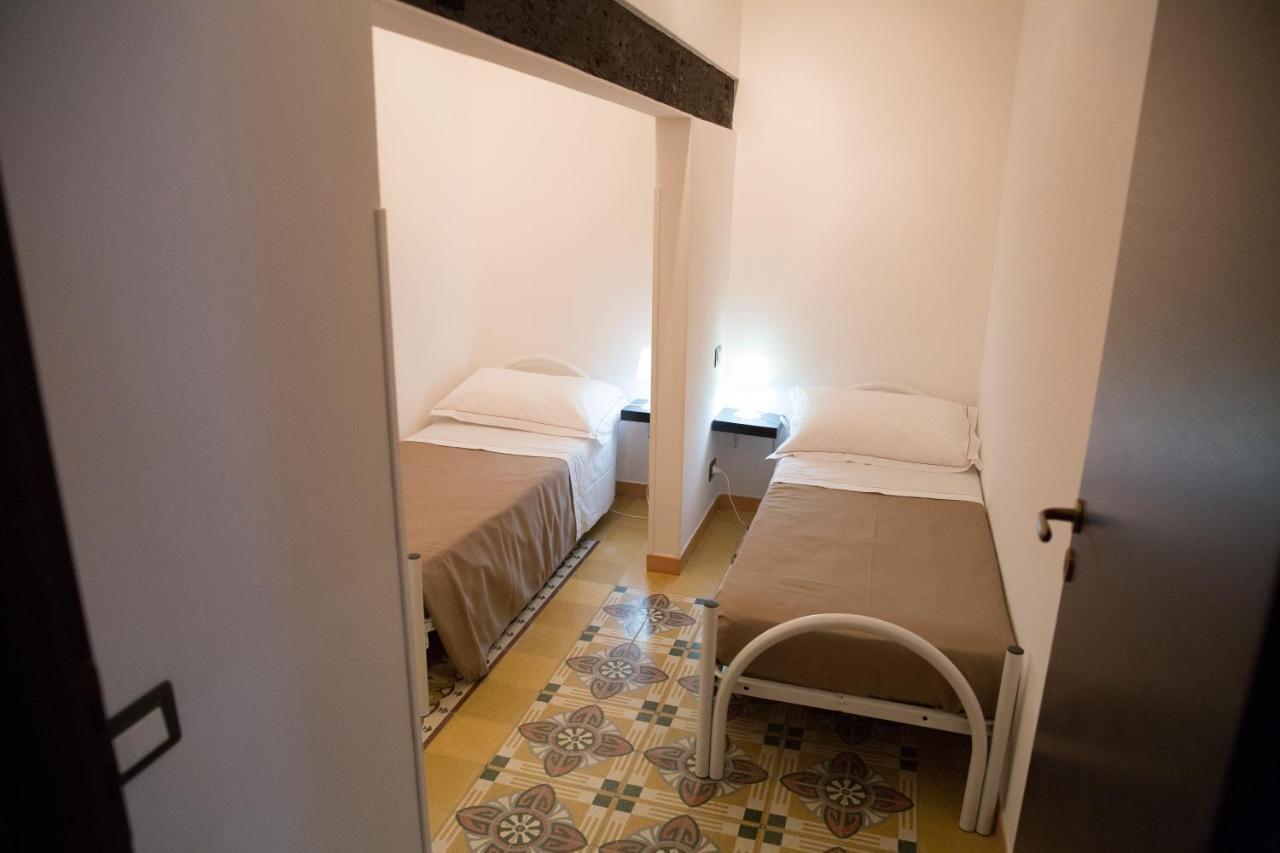 Oltremare Appartamenti Trapani Bagian luar foto